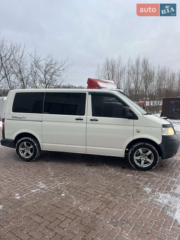 Минивэн Volkswagen Transporter 2007 в Ровно