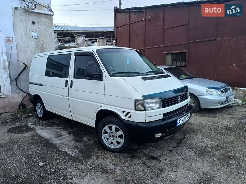Минивэн Volkswagen Transporter 1997 в Снятине