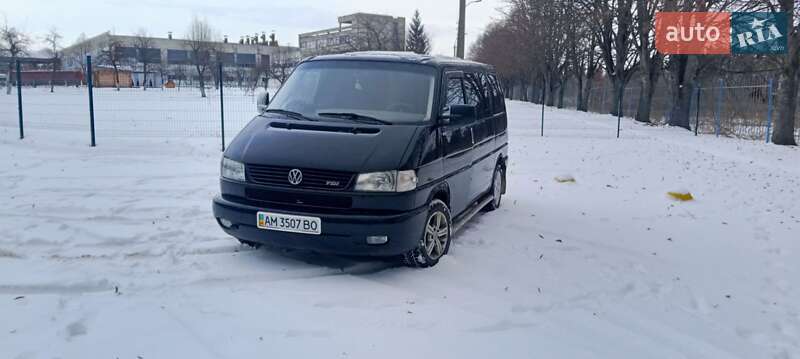 Минивэн Volkswagen Transporter 2003 в Коростышеве