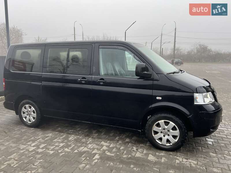 Мінівен Volkswagen Transporter 2009 в Хмельницькому