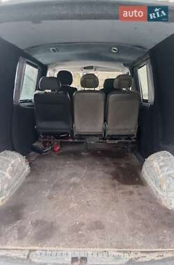 Мінівен Volkswagen Transporter 2004 в Тересві