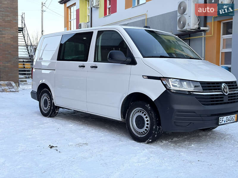 Volkswagen Transporter 2021