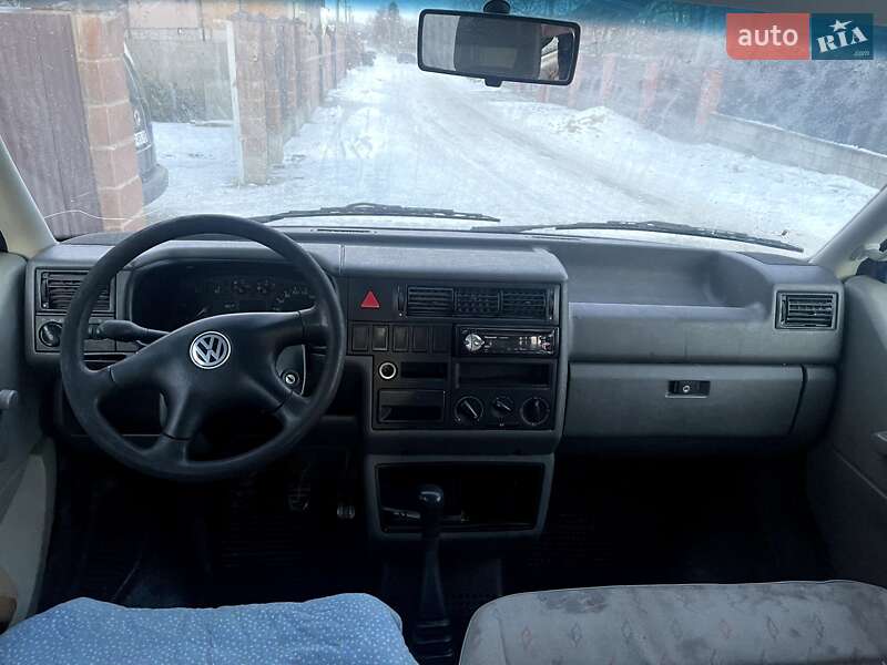Мінівен Volkswagen Transporter 2001 в Здолбуніві