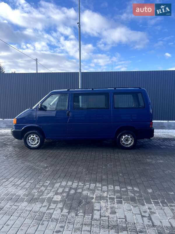 Мінівен Volkswagen Transporter 2001 в Здолбуніві