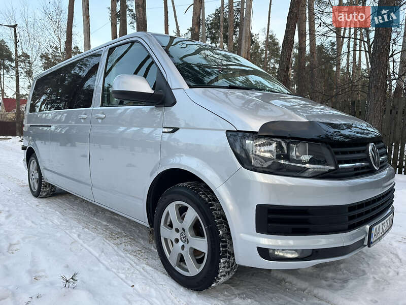 Мінівен Volkswagen Transporter 2015 в Києві