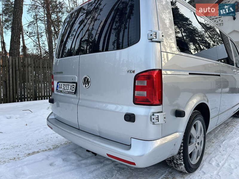 Мінівен Volkswagen Transporter 2015 в Києві
