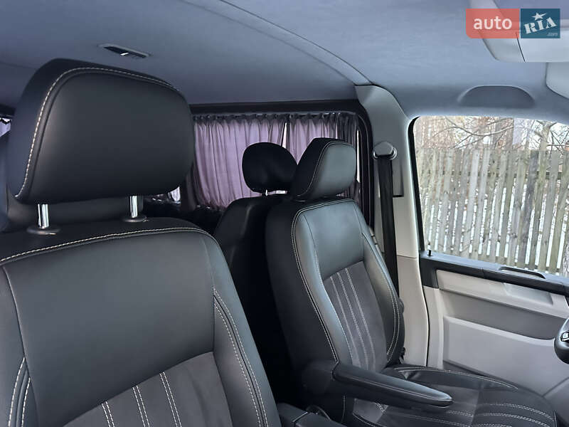 Мінівен Volkswagen Transporter 2015 в Києві