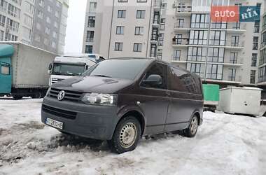 Вантажний фургон Volkswagen Transporter 2010 в Івано-Франківську