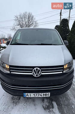 Минивэн Volkswagen Transporter 2016 в Фастове