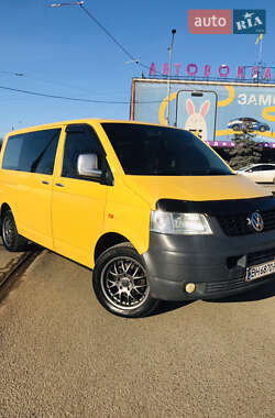 Вантажопасажирський фургон Volkswagen Transporter 2004 в Одесі
