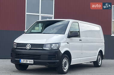 Грузовой фургон Volkswagen Transporter 2016 в Дубно