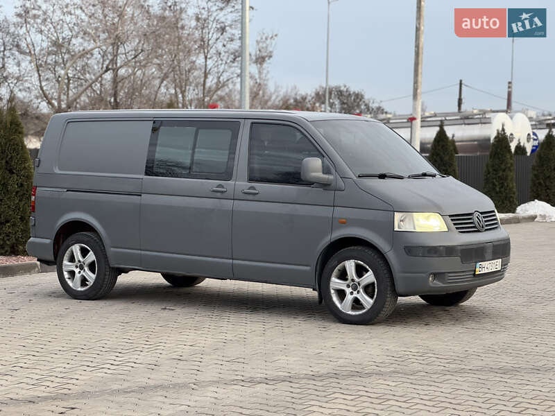 Грузопассажирский фургон Volkswagen Transporter 2006 в Одессе