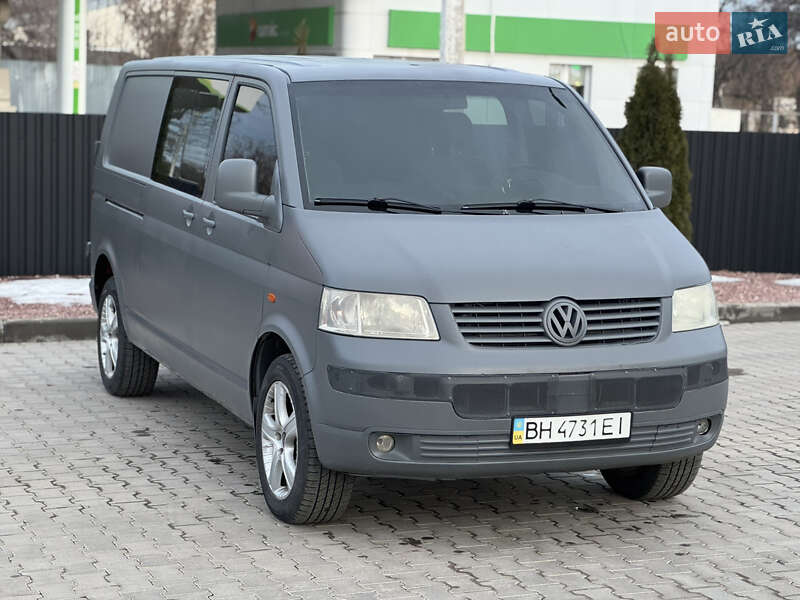 Грузопассажирский фургон Volkswagen Transporter 2006 в Одессе