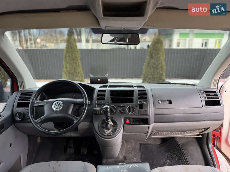 Грузопассажирский фургон Volkswagen Transporter 2006 в Одессе