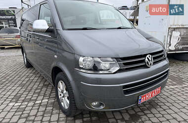 Мінівен Volkswagen Transporter 2012 в Чернівцях