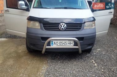 Вантажний фургон Volkswagen Transporter 2004 в Виноградові