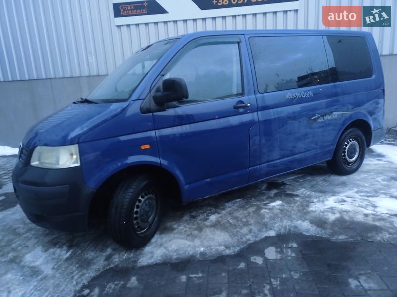 Минивэн Volkswagen Transporter 2006 в Львове