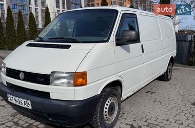 Вантажний фургон Volkswagen Transporter 2002 в Івано-Франківську