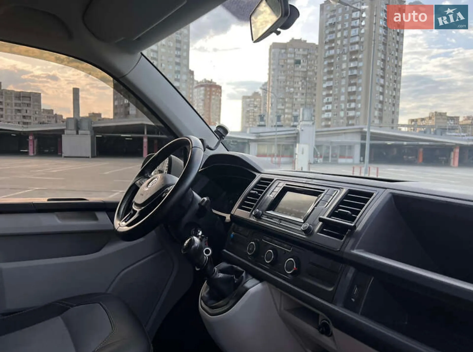 2015 Volkswagen Transporter - мініатюра 16