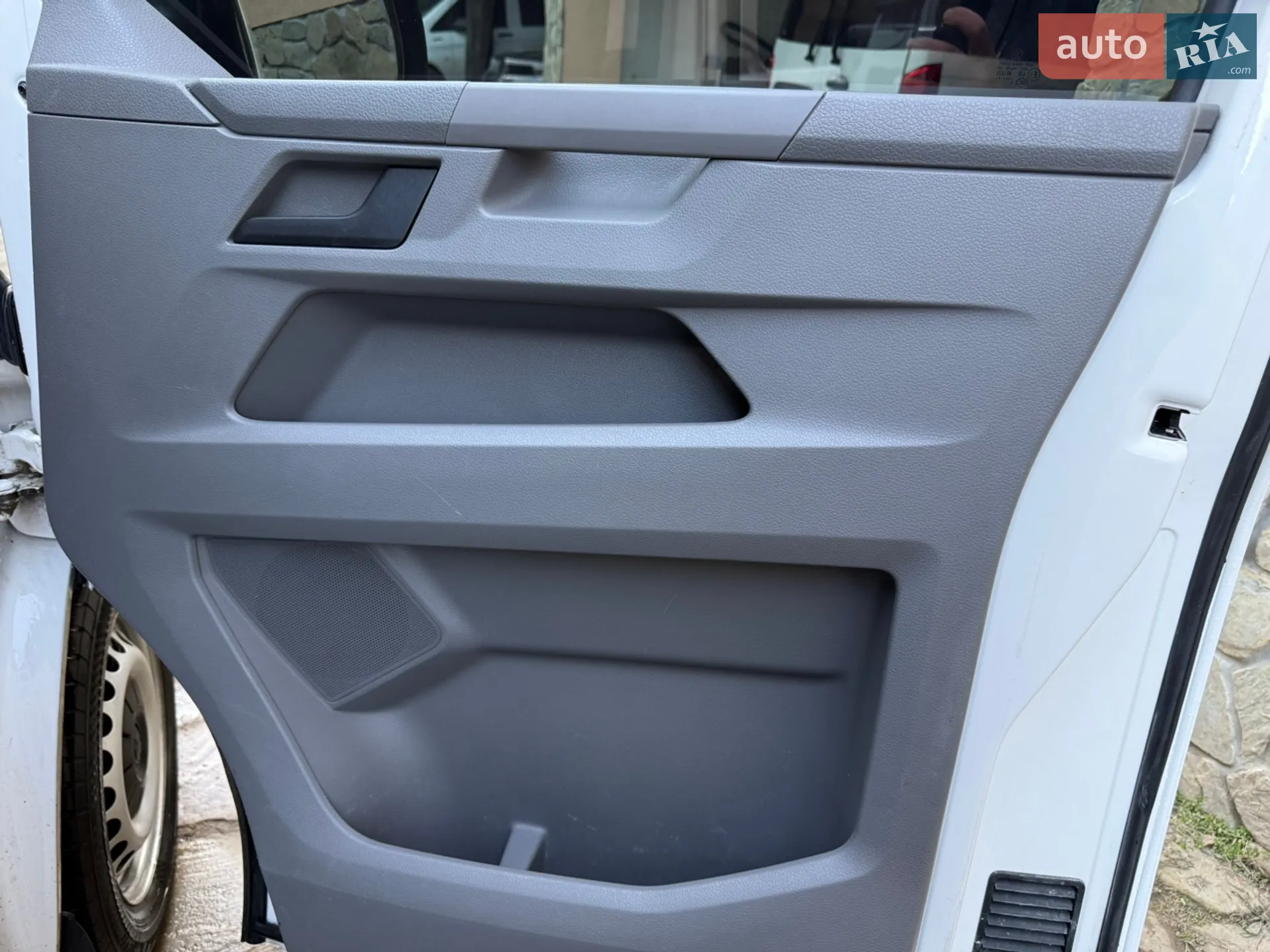 2019 Volkswagen Transporter - мініатюра 27