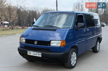 Минивэн Volkswagen Transporter 2002 в Ровно
