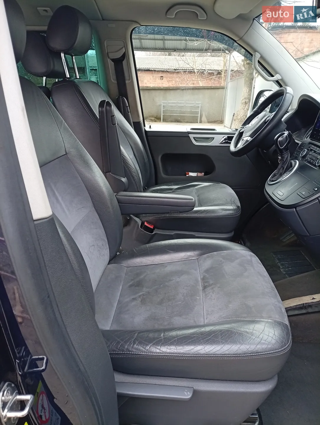 2011 Volkswagen Transporter - мініатюра 14