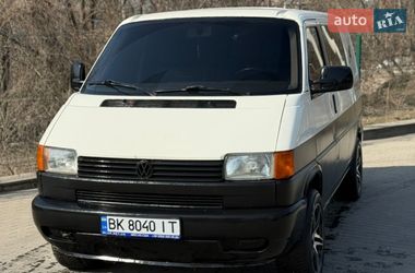 Минивэн Volkswagen Transporter 1997 в Ровно