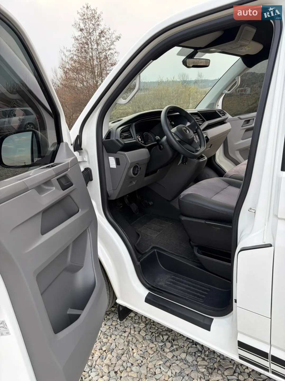 2019 Volkswagen Transporter - мініатюра 24