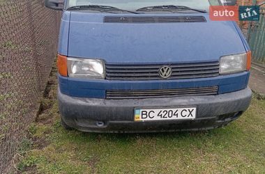 Вантажний фургон Volkswagen Transporter 2001 в Самборі