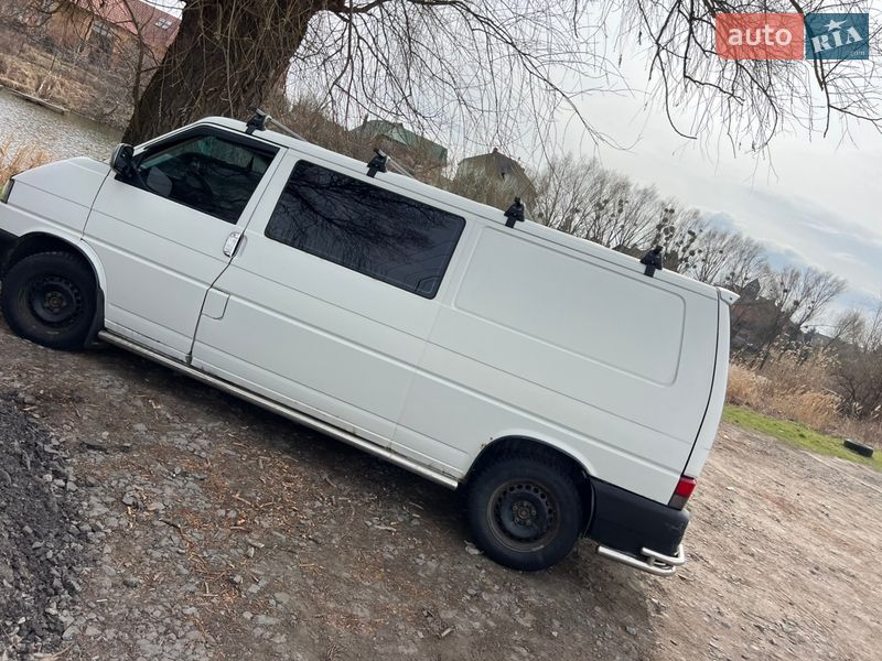 Минивэн Volkswagen Transporter 2001 в Киеве