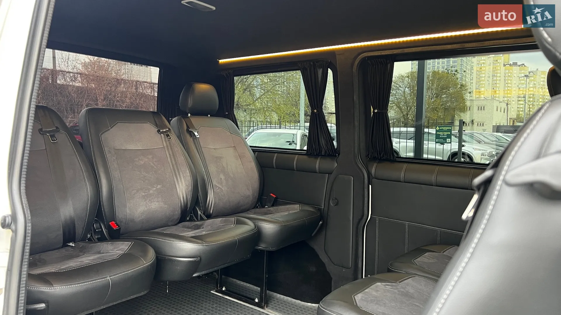 2017 Volkswagen Transporter - мініатюра 20