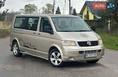 Мінівен Volkswagen Transporter 2004 в Жовкві