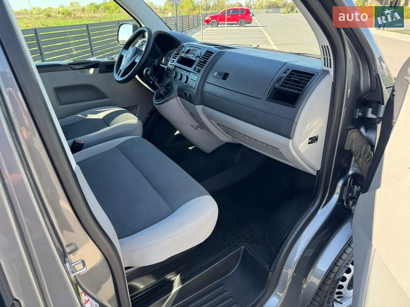 Минивэн Volkswagen Transporter 2015 в Мукачево