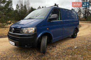 Грузопассажирский фургон Volkswagen Transporter 2015 в Киеве