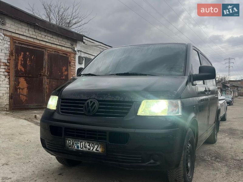 Минивэн Volkswagen Transporter 2007 в Николаеве