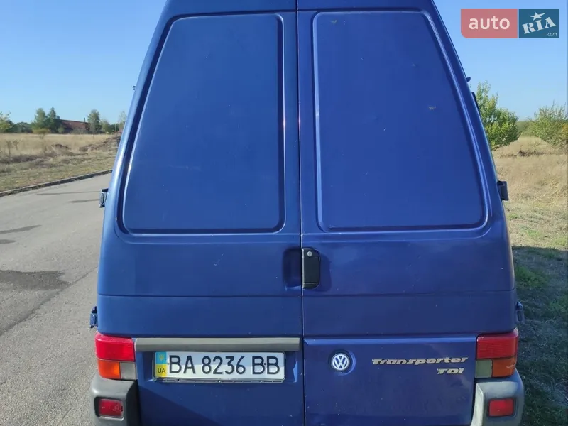Volkswagen Transporter 2000 VIN WV1ZZZ70Z1H025669 фото оголошення 3 з 32