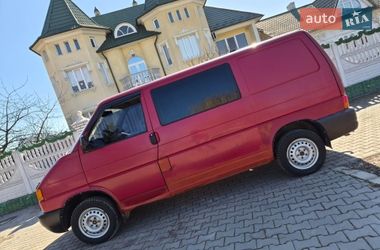 Вантажопасажирський фургон Volkswagen Transporter 1999 в Чернівцях