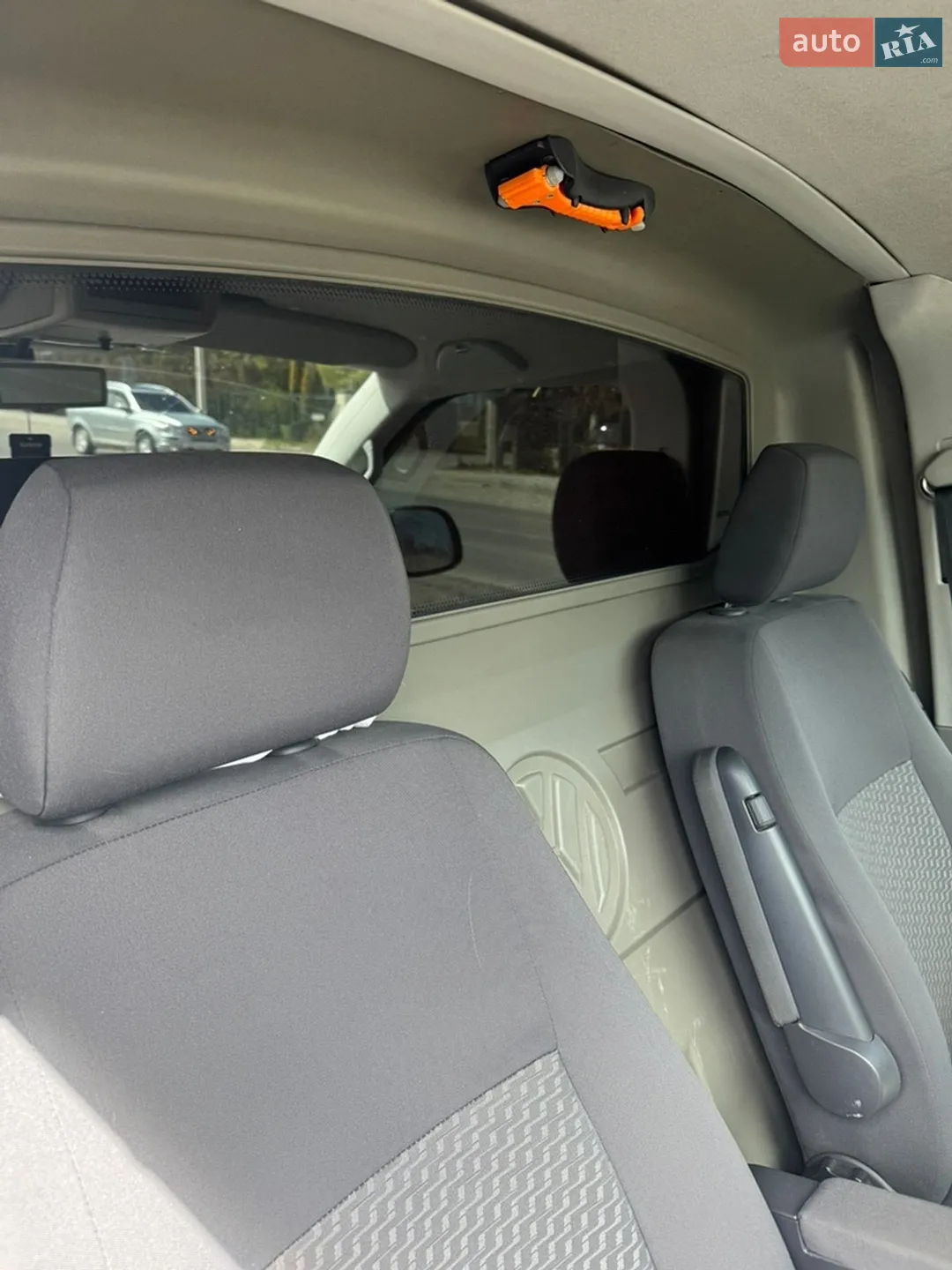 Volkswagen Transporter 2011 VIN WV1ZZZ7HZBH013267 фото оголошення 9 з 15