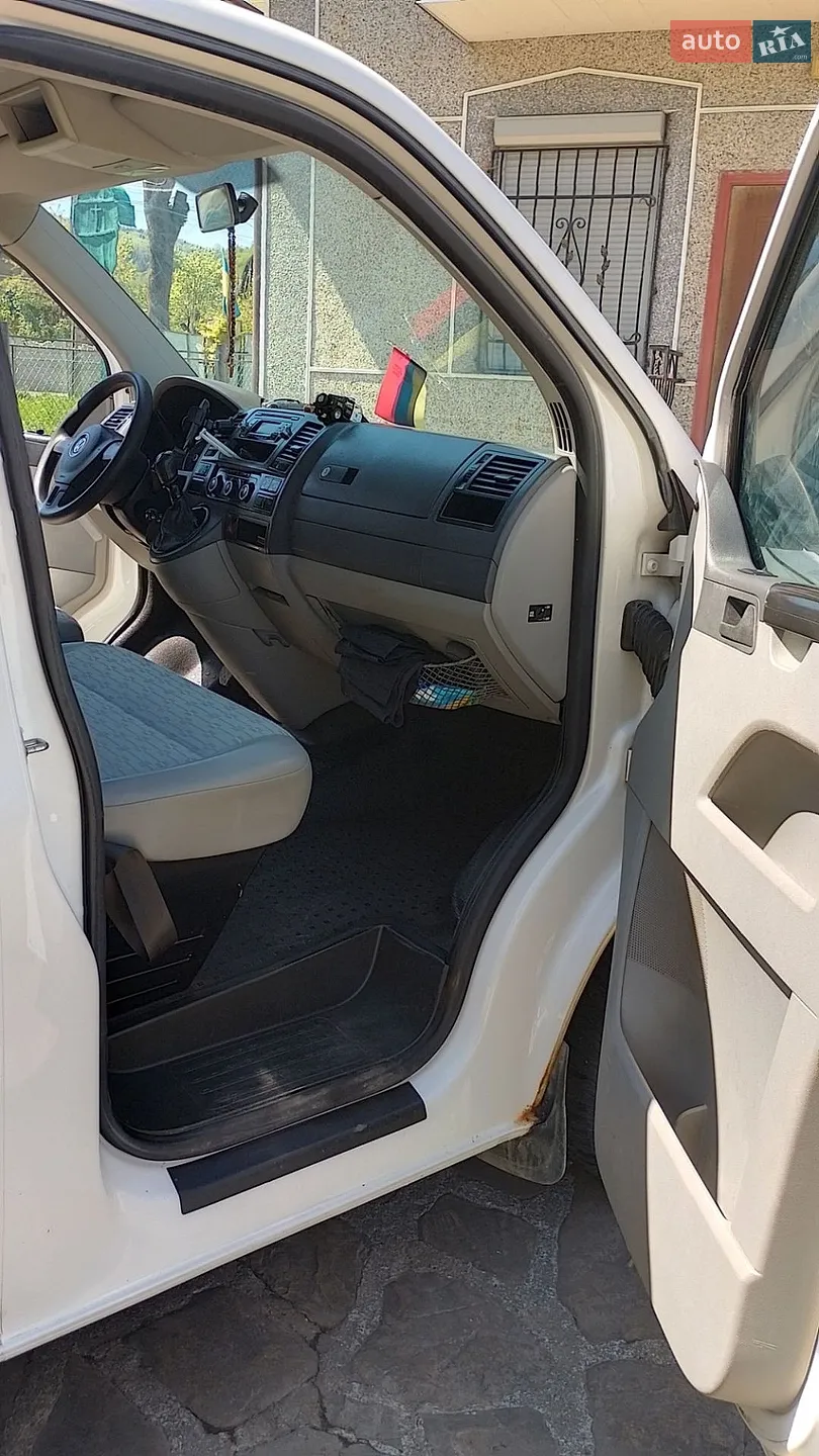 2011 Volkswagen Transporter - мініатюра 10