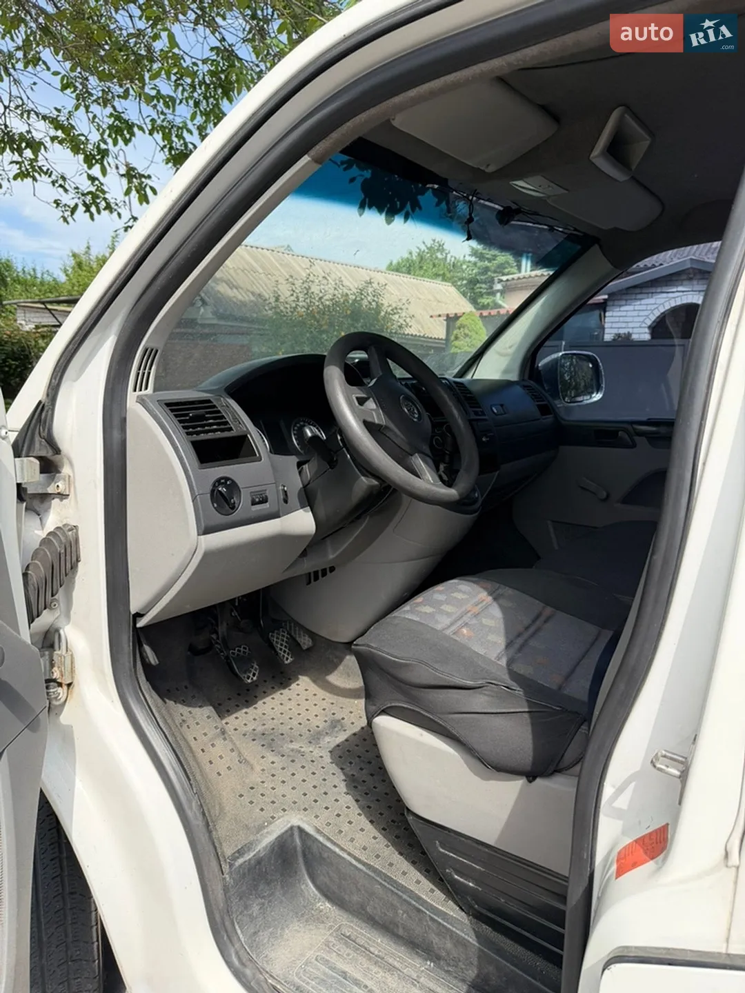 2011 Volkswagen Transporter - мініатюра 17