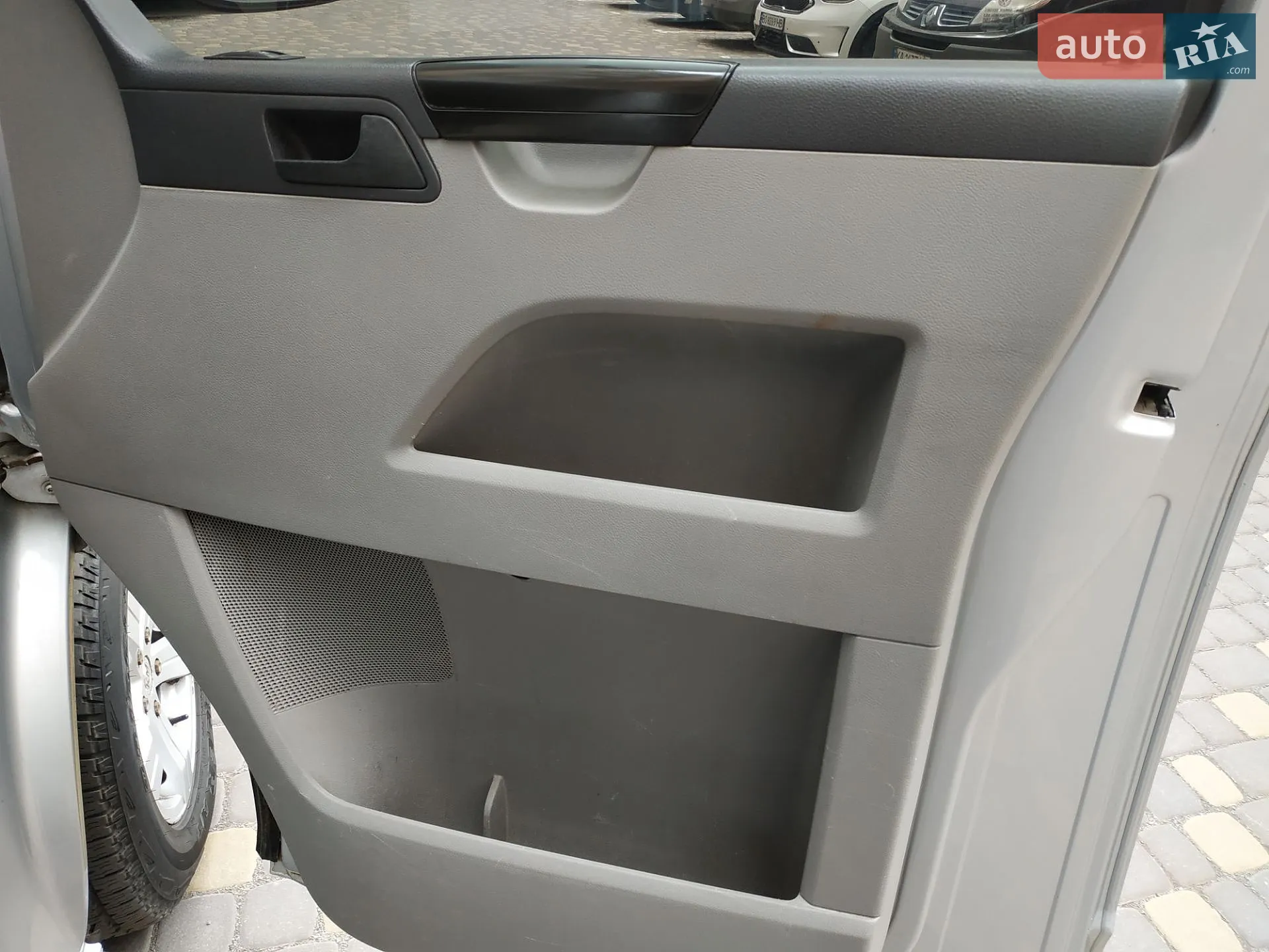2011 Volkswagen Transporter - мініатюра 24