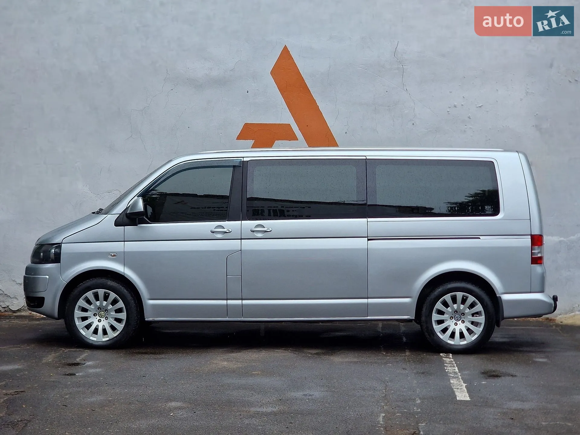 2010 Volkswagen Transporter - мініатюра 21