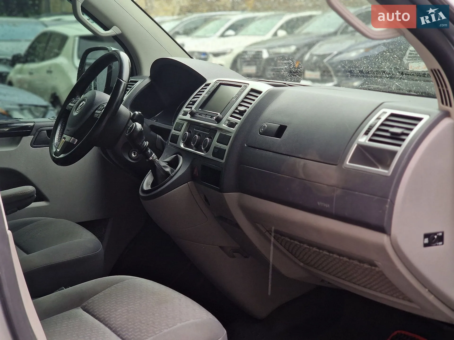 2010 Volkswagen Transporter - мініатюра 45