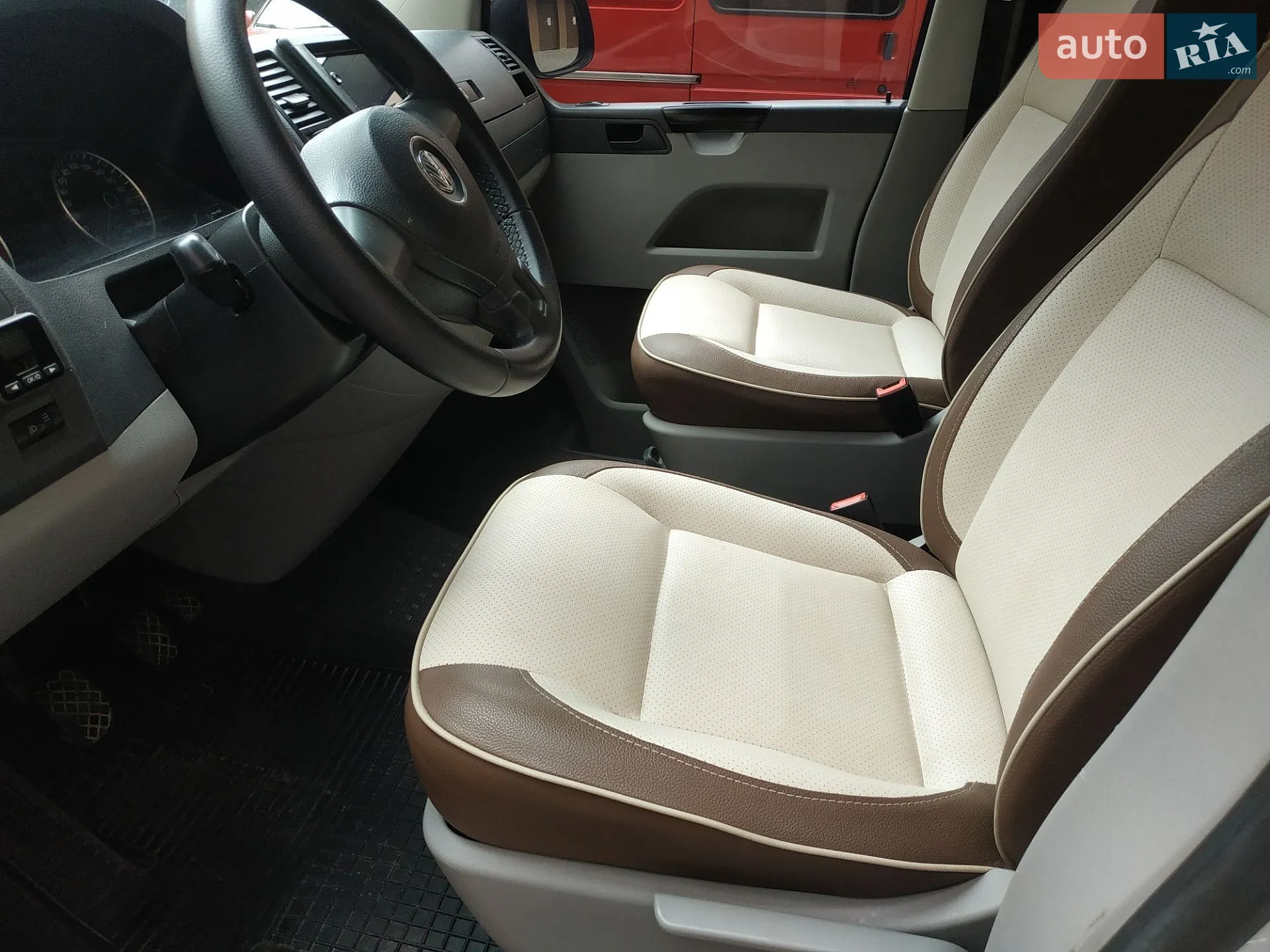 2011 Volkswagen Transporter - мініатюра 17