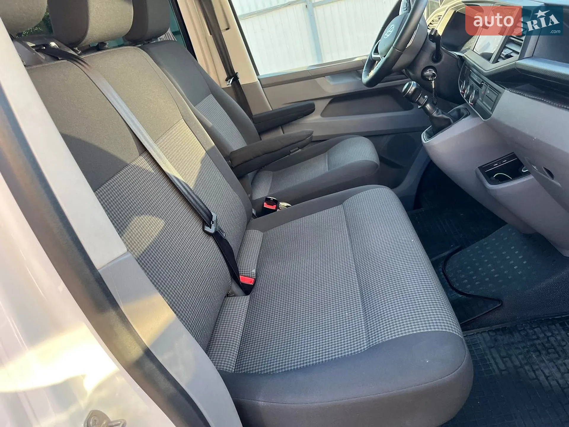 2020 Volkswagen Transporter - мініатюра 11