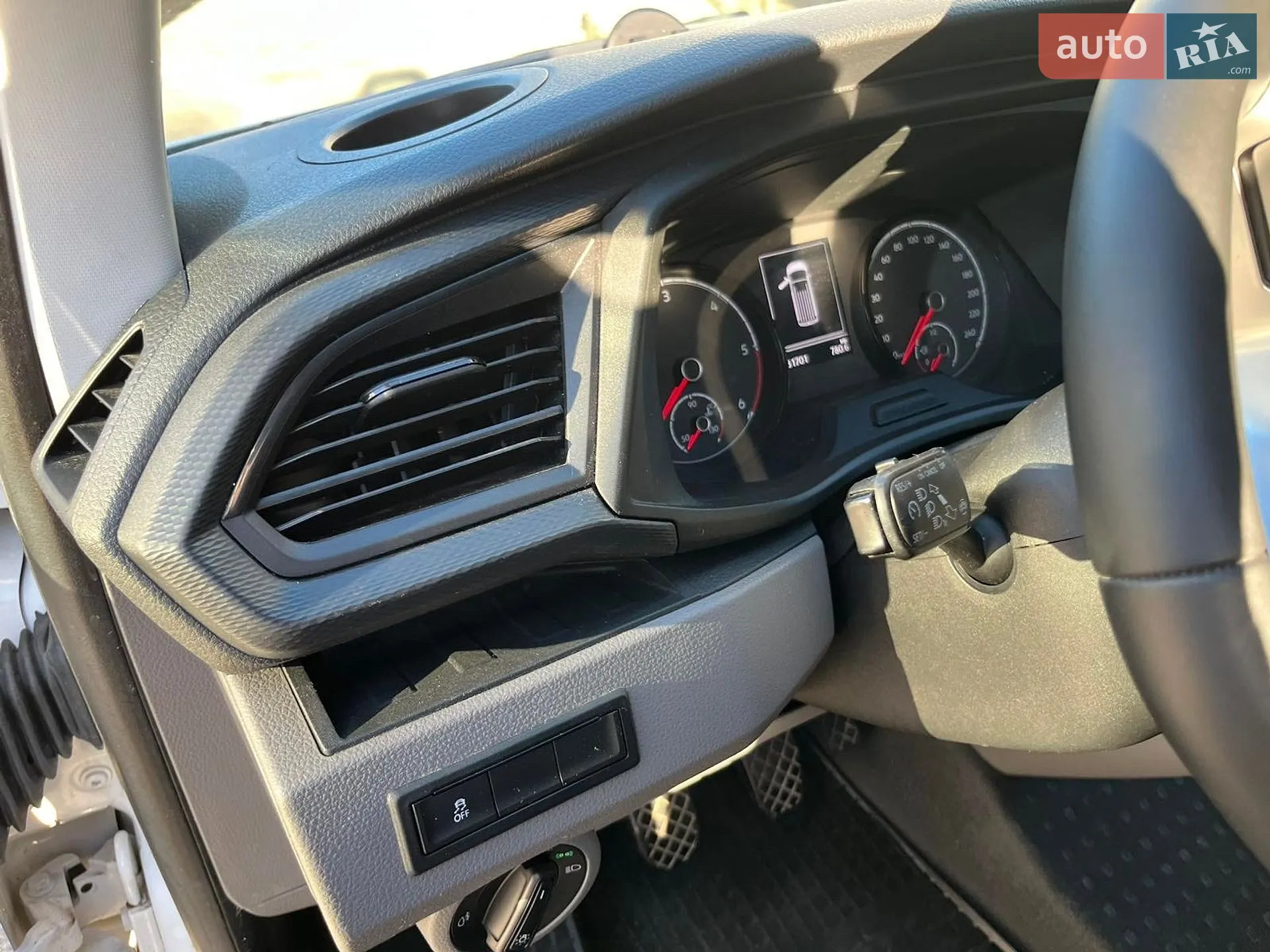 2020 Volkswagen Transporter - мініатюра 16