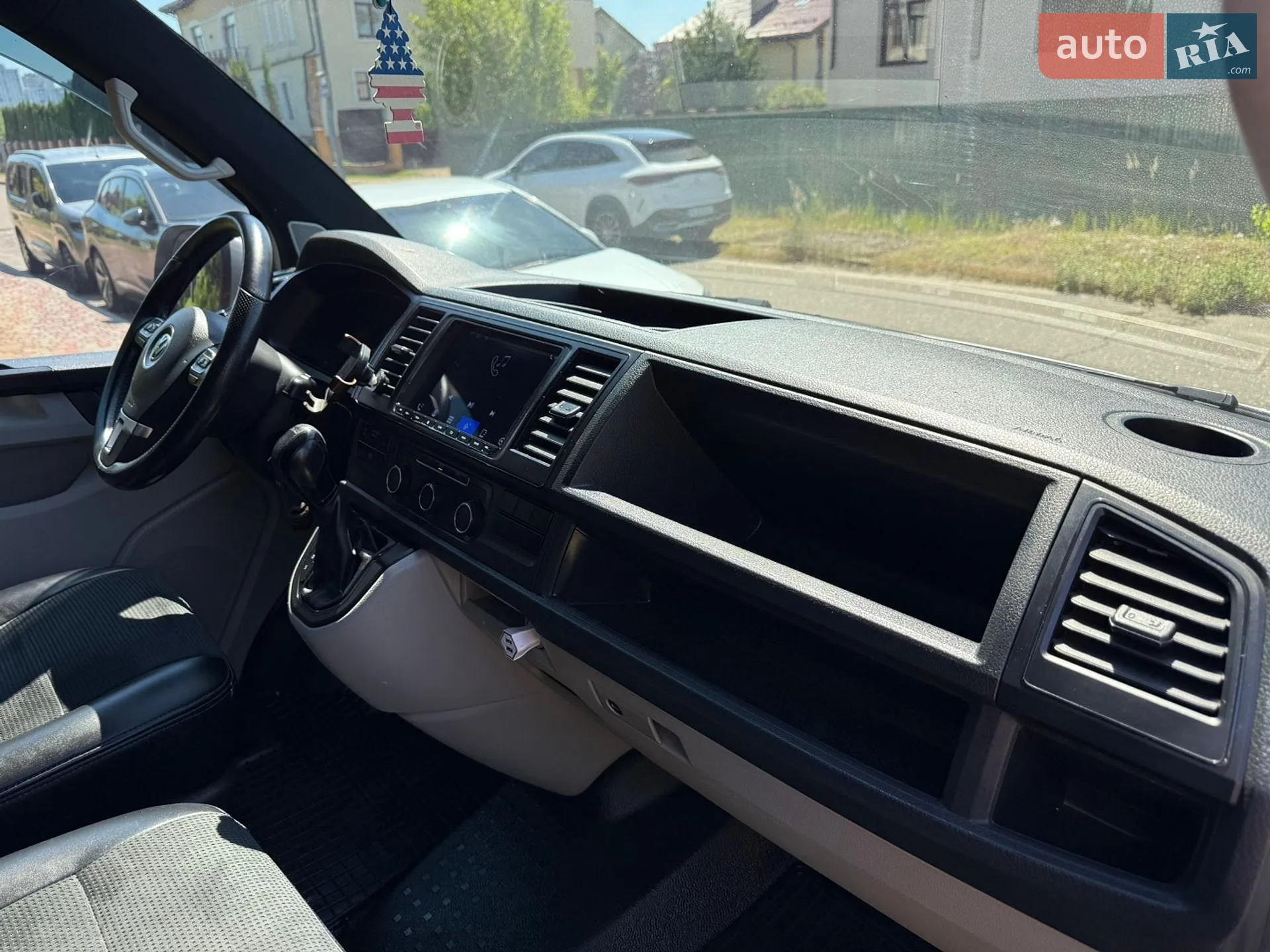 2016 Volkswagen Transporter - мініатюра 21