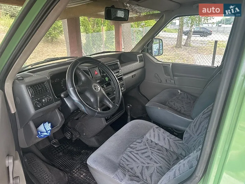 Volkswagen Transporter 2001 VIN WV1ZZZ70Z2H014048 фото оголошення 5 з 39