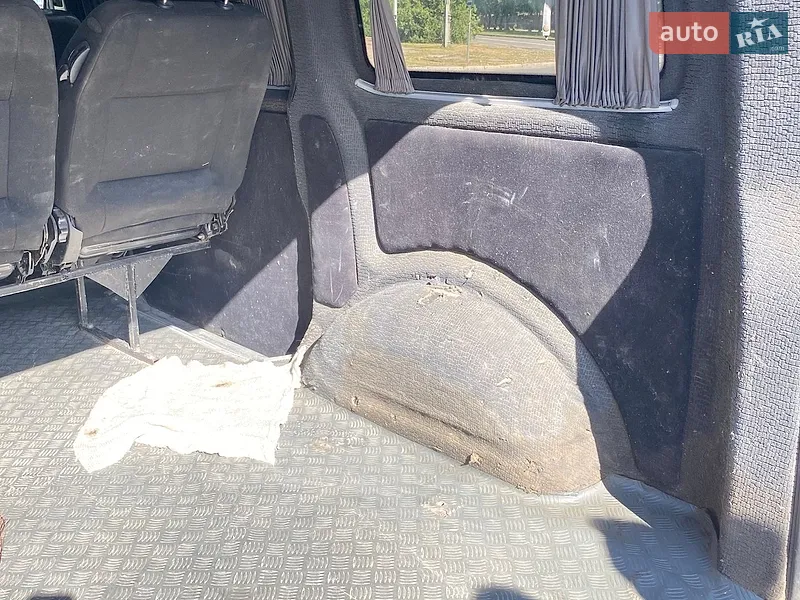 Volkswagen Transporter 2005 VIN WV1ZZZ7HZ6H068897 фото оголошення 7 з 44