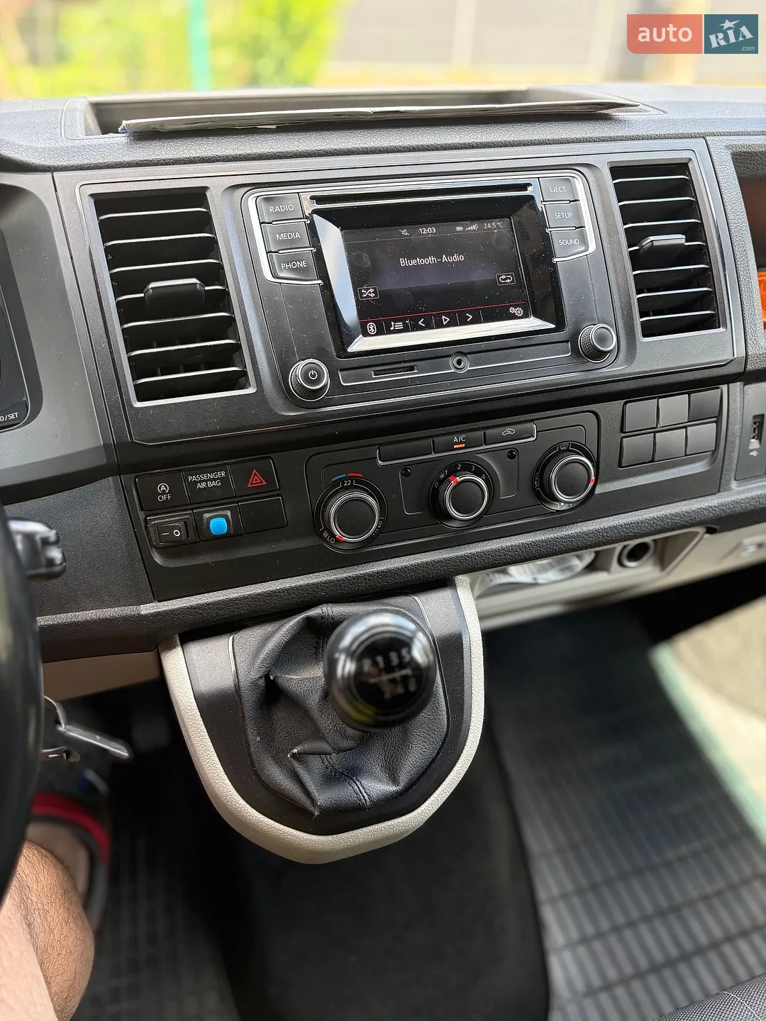 2015 Volkswagen Transporter - мініатюра 17